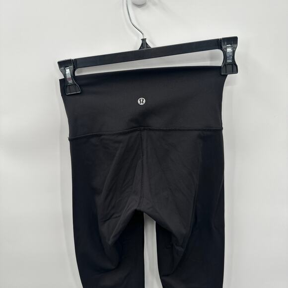 LULULEMON Wunder Under Crop (Hi-Rise) *Full-On Luxtreme 21" in Black  // 2 - Picture 6 of 8
